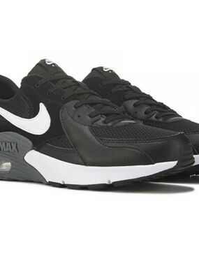 Nike Black and White Air Max Low-Top Sneakers